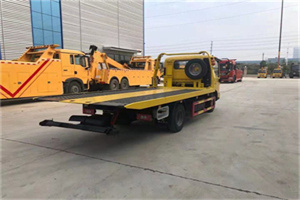 公安非事故拖车