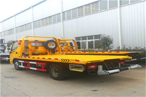 公安附近拖车救援搭电